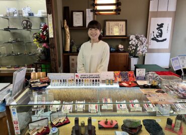 「人から人へ、心の輪を繋ぐ」京都・ロクマ印章美学